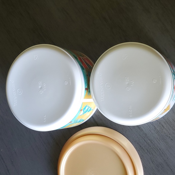 Tupperware - Picture 5 of 6